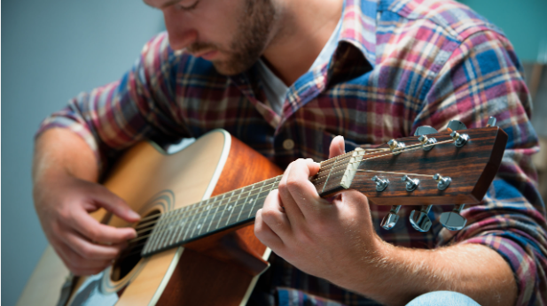 First Guitar Lessons-10 Important Steps for Beginners